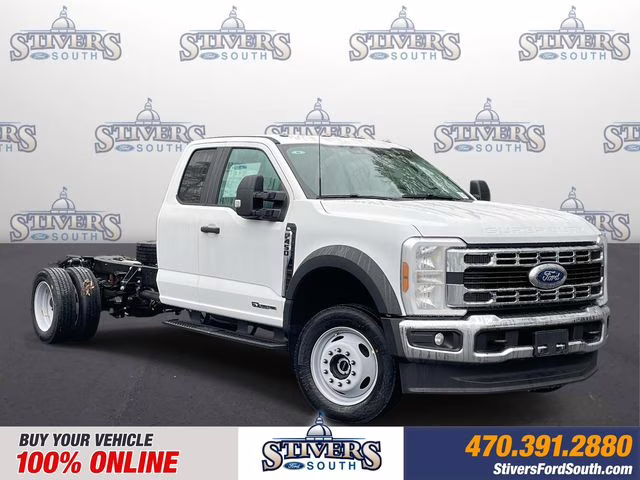2026 Oxford White Ford Super Duty F-450 DRW XL 4X4 Chassis