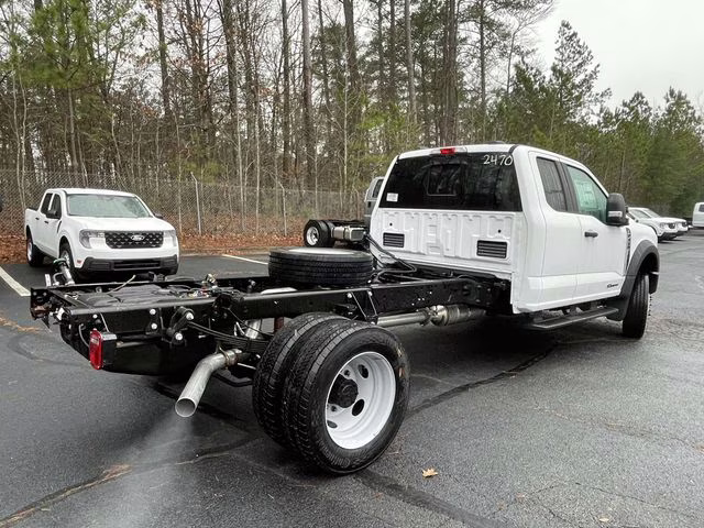 2026 Oxford White Ford Super Duty F-450 DRW XL 4X4 Chassis