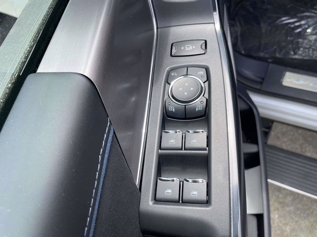 2026 Avalanche Ford Super Duty F-250 SRW Platinum 4X4 Truck