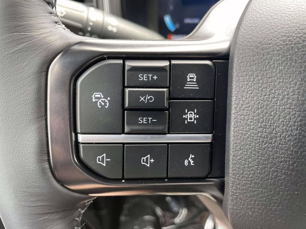 2026 Avalanche Ford Super Duty F-250 SRW Platinum 4X4 Truck