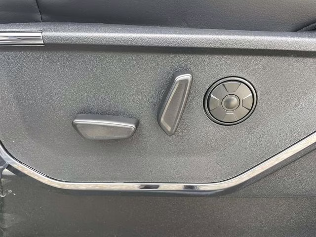 2026 Gray Metallic Ford Super Duty F-350 SRW Platinum 4X4 Truck