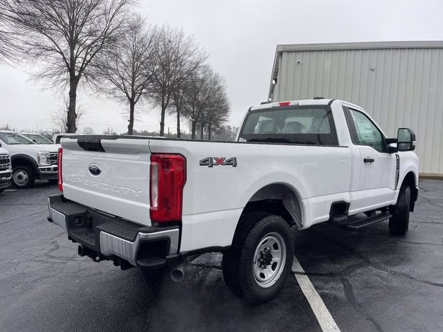 2026 Oxford White Ford Super Duty F-350 SRW XL 4X4 Truck