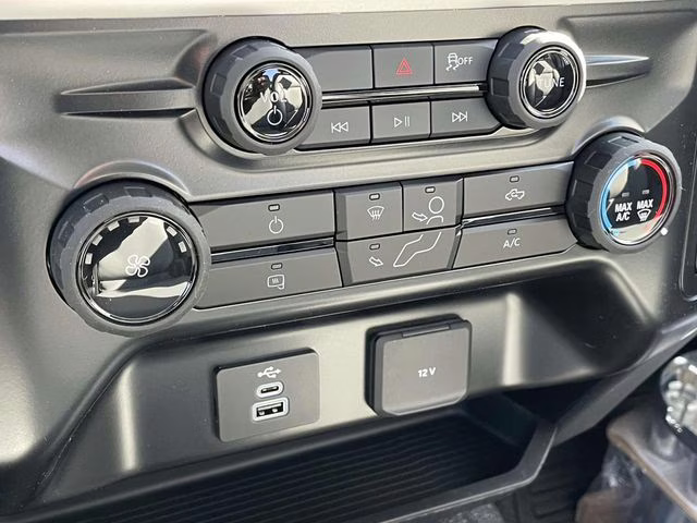 2026 Oxford White Ford Super Duty F-350 SRW XL 4X4 Truck