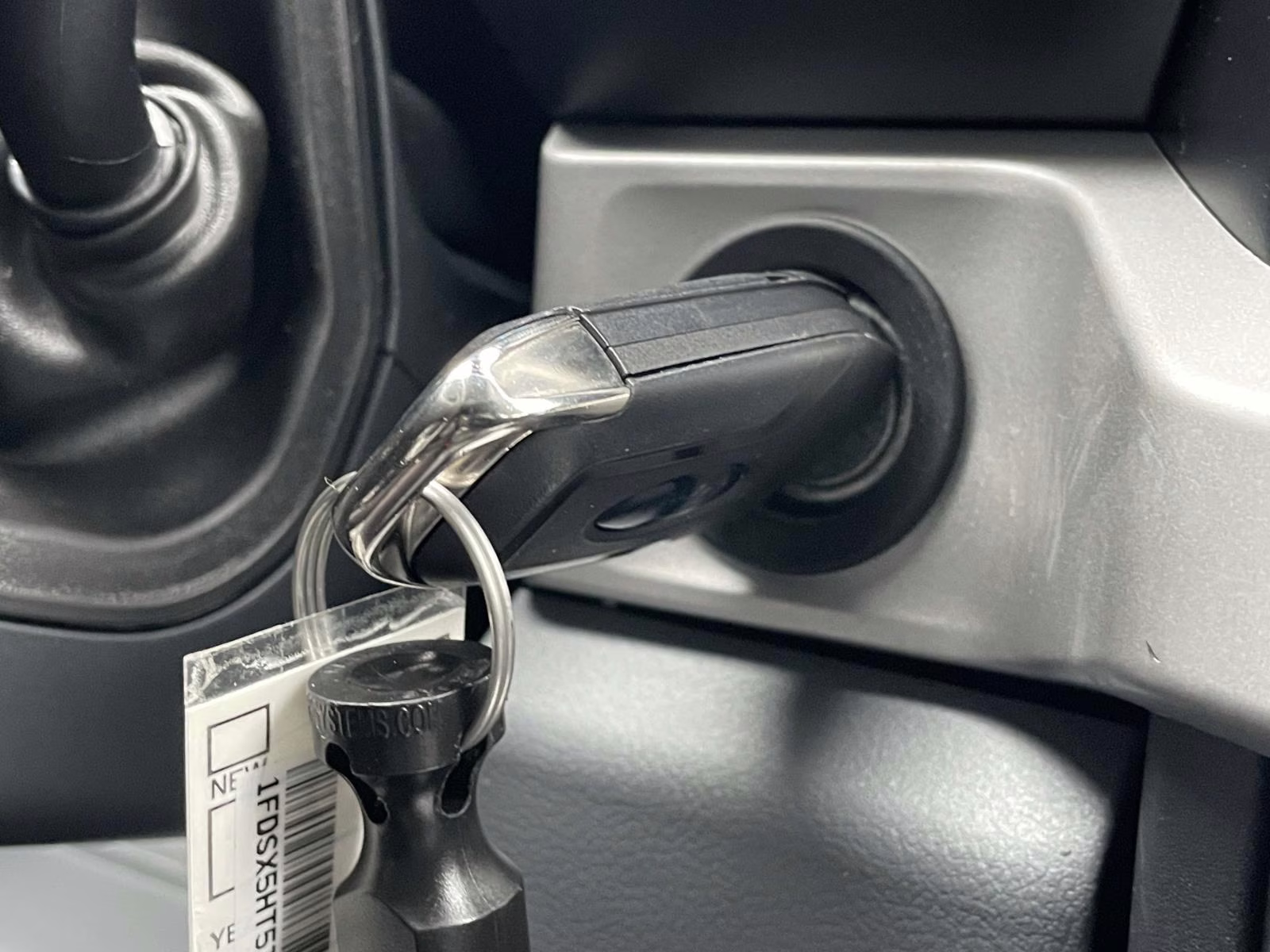 2026 Oxford White Ford Super Duty F-450 DRW XL 4X4 Chassis