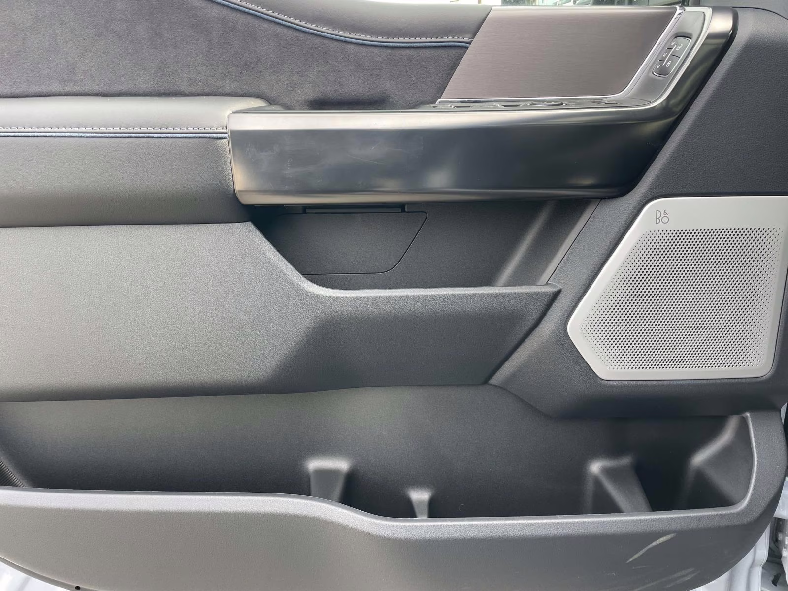 2026 Gray Metallic Ford Super Duty F-350 SRW Platinum 4X4 Truck