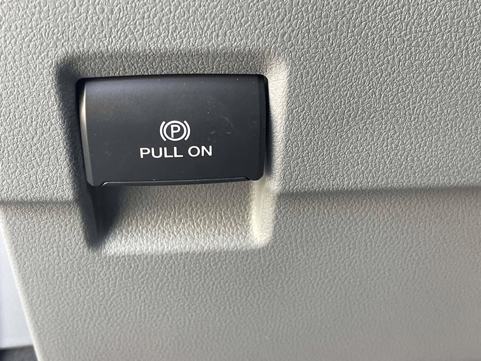 2026 Oxford White Ford Super Duty F-350 DRW XL 4X4 Truck