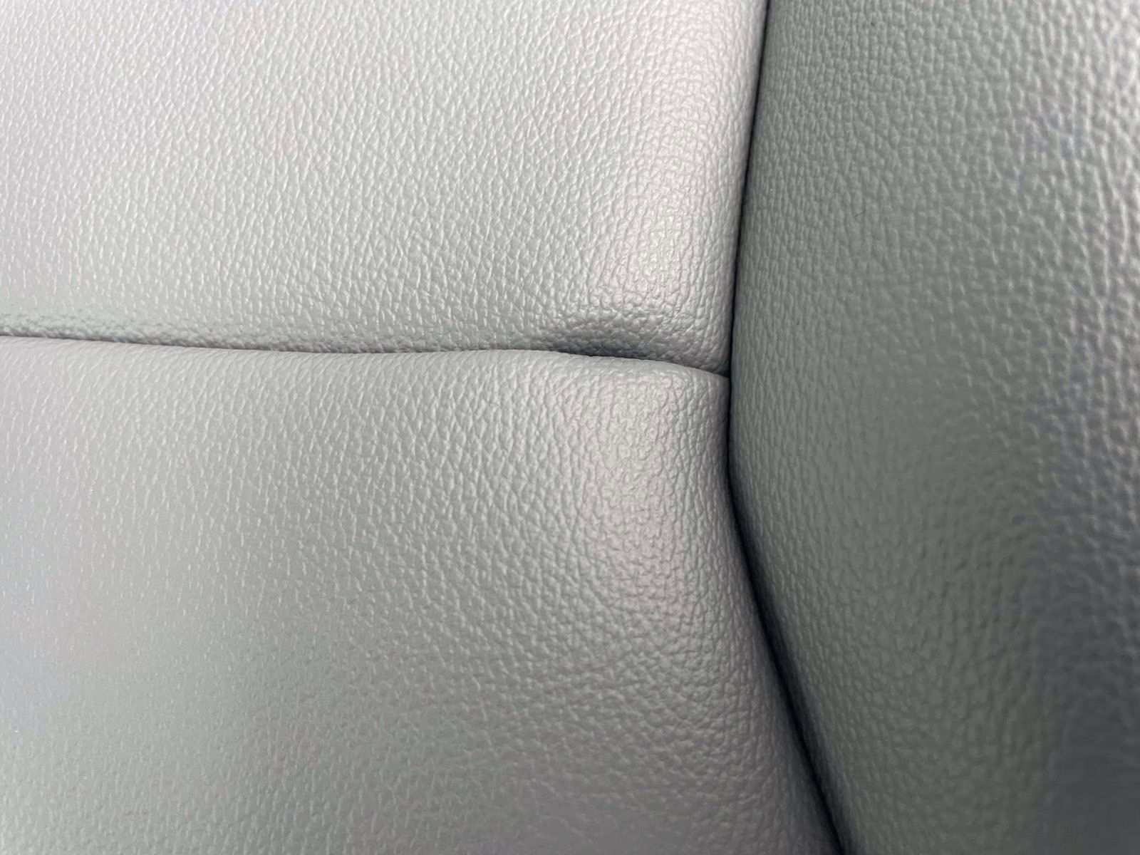 2026 Oxford White Ford Super Duty F-350 SRW XL 4X4 Truck