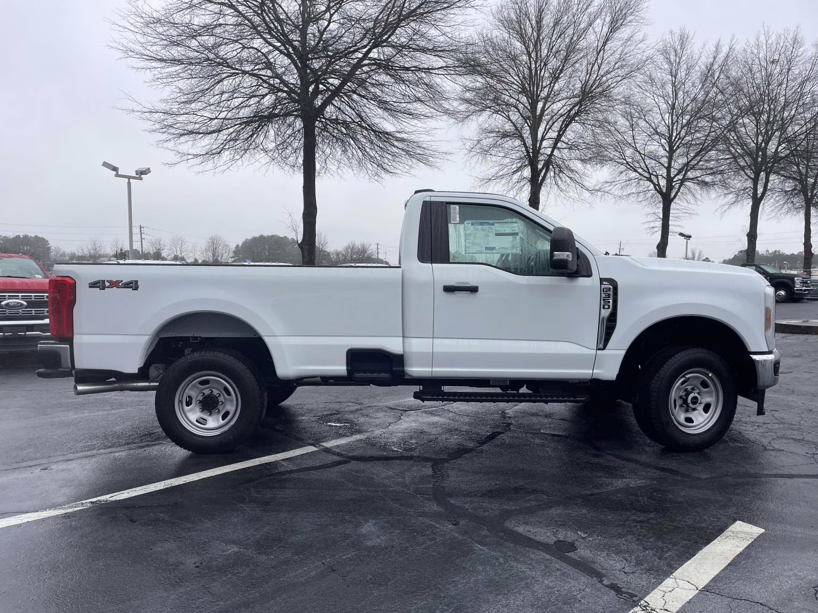 2026 Oxford White Ford Super Duty F-350 SRW XL 4X4 Truck