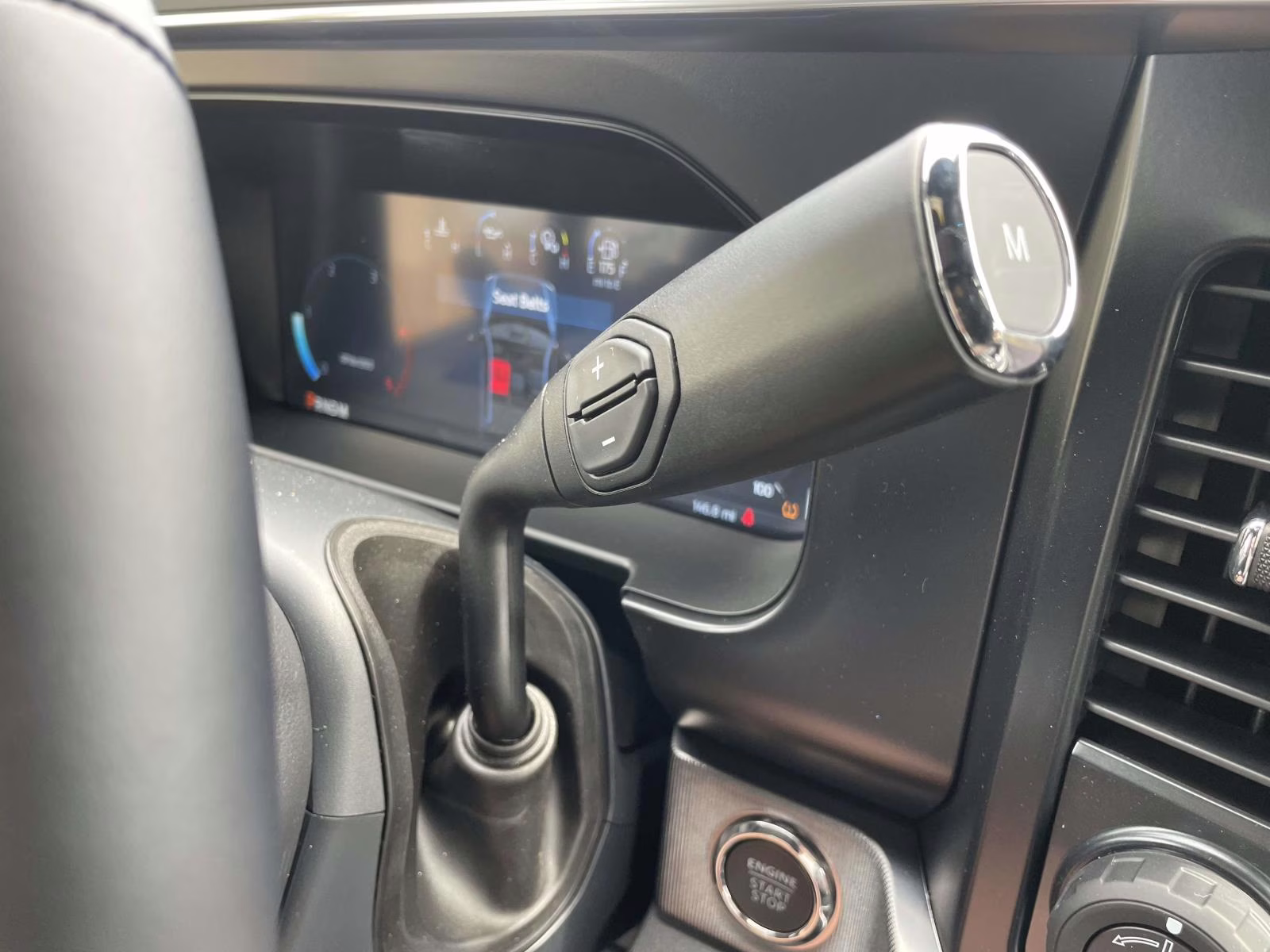 2026 Avalanche Ford Super Duty F-250 SRW Platinum 4X4 Truck