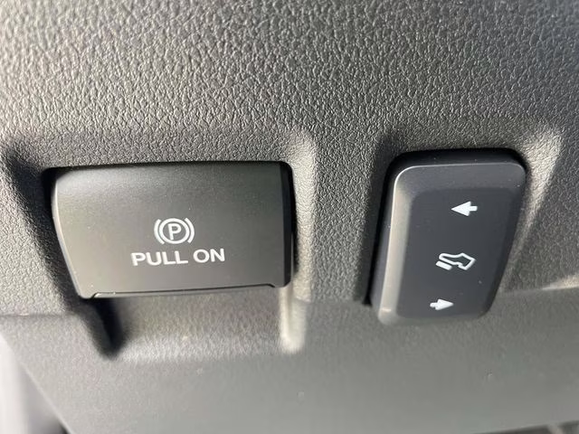 2026 Gray Metallic Ford Super Duty F-350 SRW Platinum 4X4 Truck