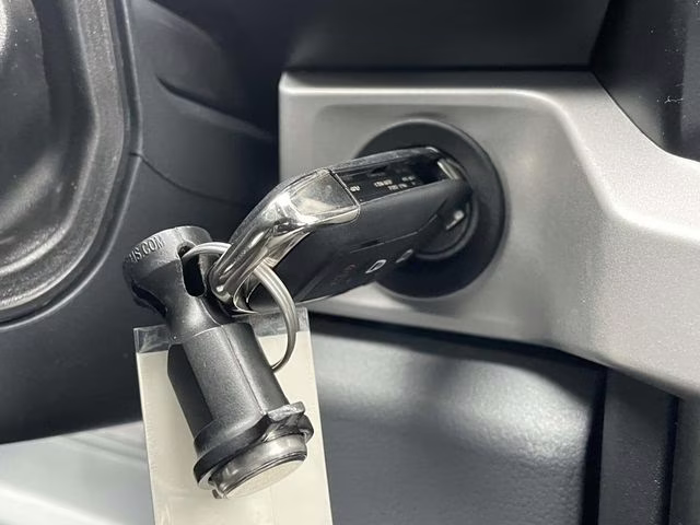 2026 Oxford White Ford Super Duty F-350 SRW XL 4X4 Truck