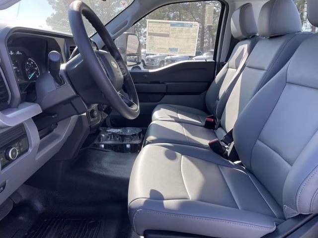 2026 Oxford White Ford Super Duty F-350 SRW XL 4X4 Truck