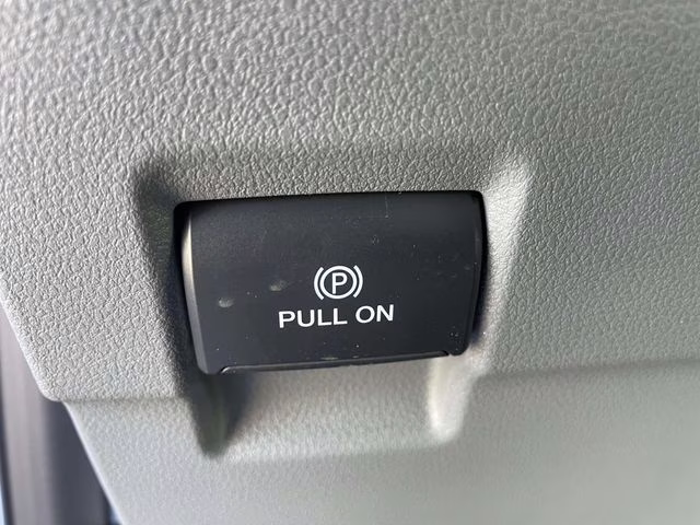 2026 Oxford White Ford Super Duty F-350 SRW XL 4X4 Truck