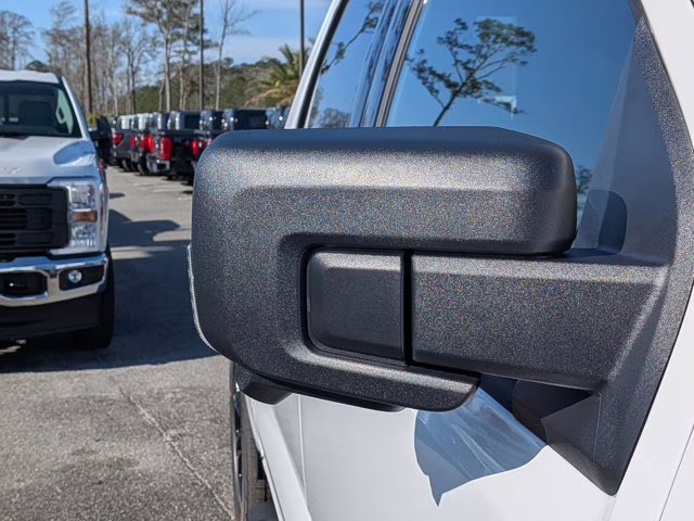 2026 Oxford White Ford F-150 XLT 4X4 Truck