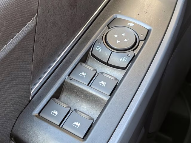 2026 Oxford White Ford F-150 XLT 4X4 Truck