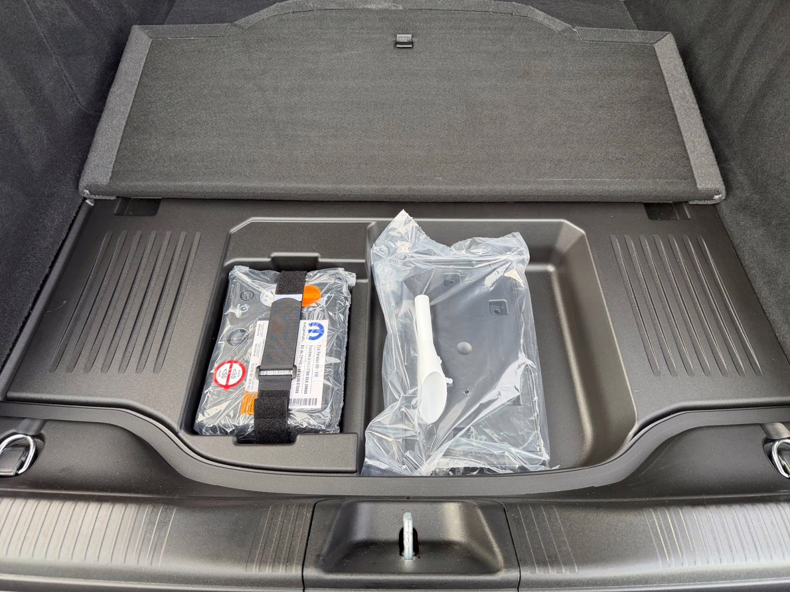 2026 Header Orange Clearcoat Dodge Charger R/T Scat Pack AWD Coupe