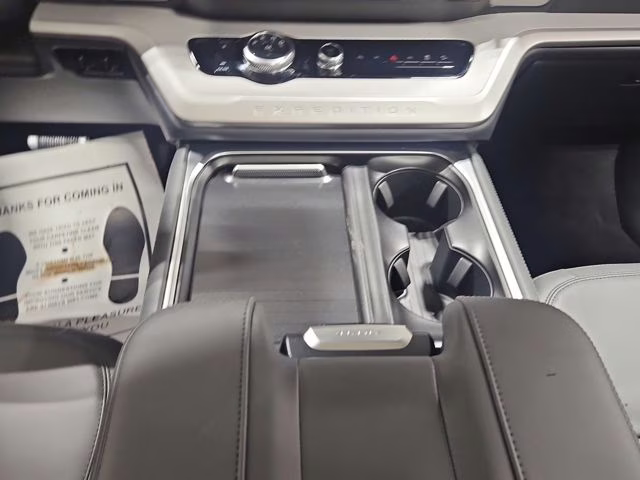 2026 Glacier Gray Metallic Tri-Coat Ford Expedition Max Active 4X4 SUV