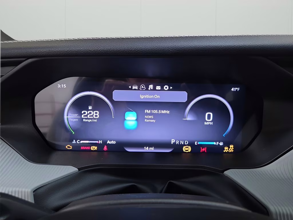 2026 bright white clearcoat Jeep Cherokee Limited 4X4 SUV