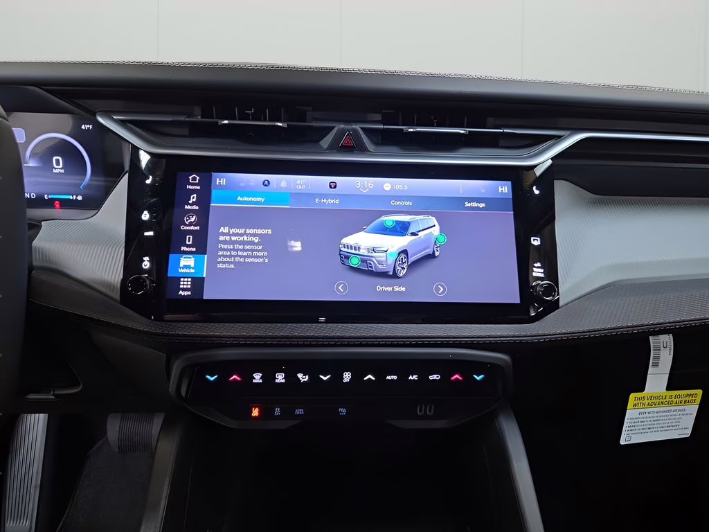 2026 bright white clearcoat Jeep Cherokee Limited 4X4 SUV