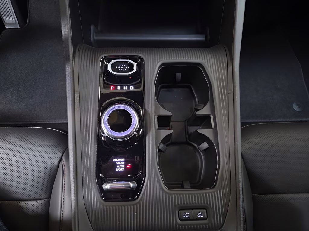 2026 bright white clearcoat Jeep Cherokee Limited 4X4 SUV