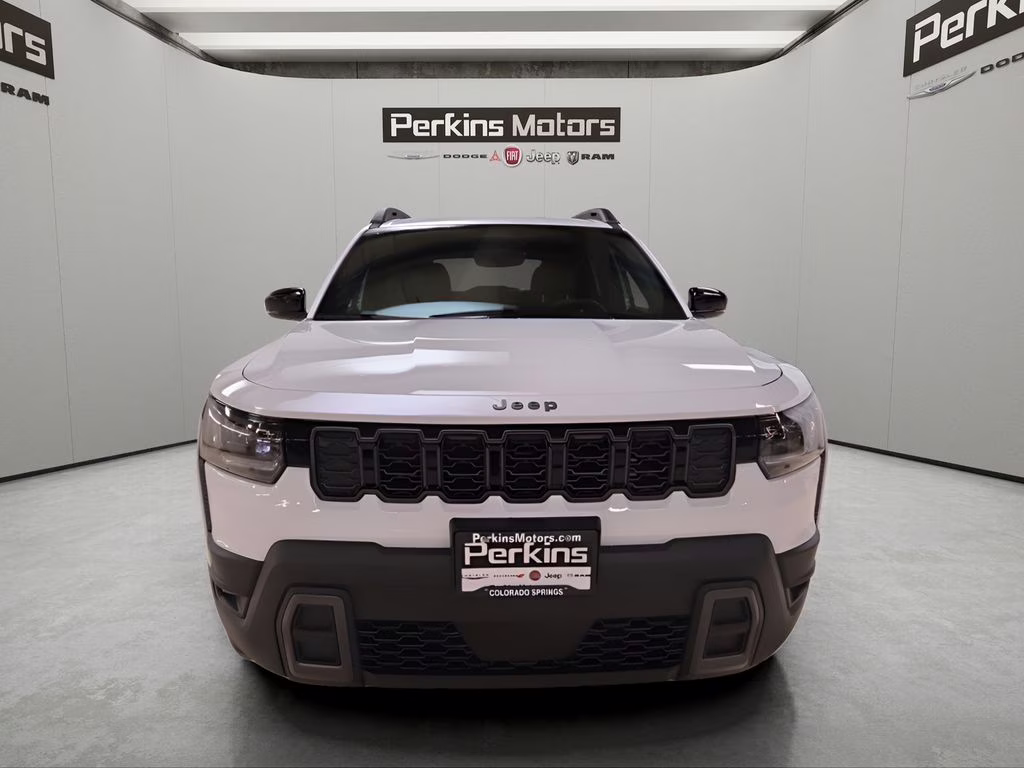 2026 bright white clearcoat Jeep Cherokee Limited 4X4 SUV