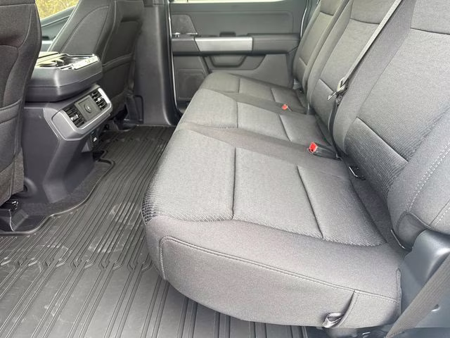 2025 White Metallic Ford F-150 XLT 4X4 Truck