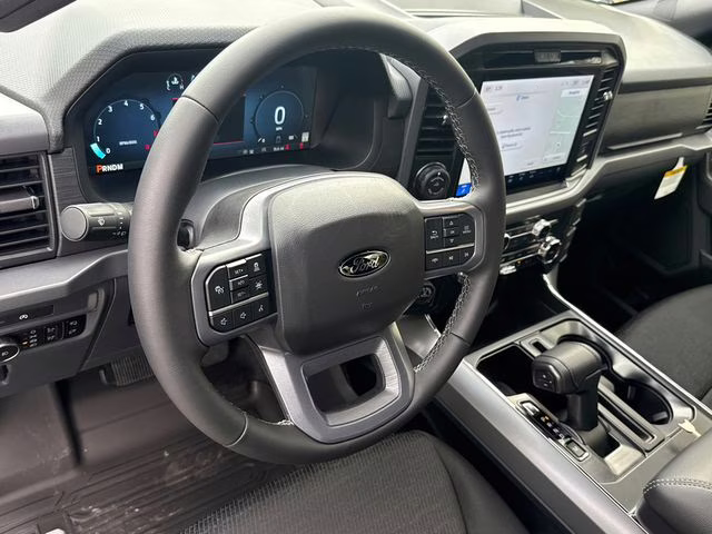 2025 White Metallic Ford F-150 XLT 4X4 Truck