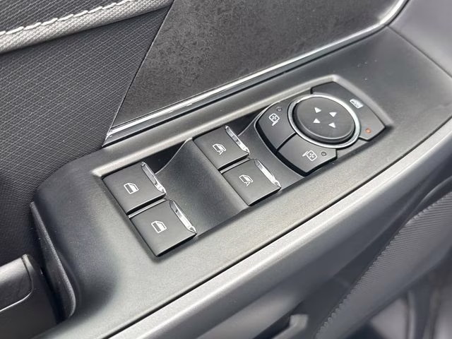 2025 White Metallic Ford F-150 XLT 4X4 Truck