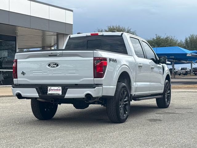 2025 White Metallic Ford F-150 XLT 4X4 Truck