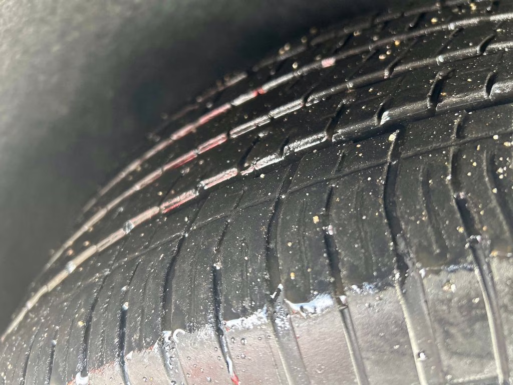 2024 Bright White Clearcoat Chrysler Pacifica Touring L FWD Van