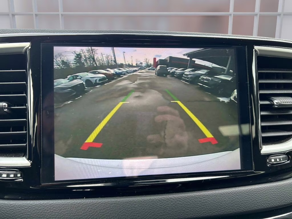 2024 Bright White Clearcoat Chrysler Pacifica Touring L FWD Van