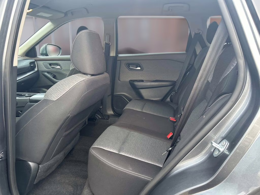 2022 Gun Metallic Nissan Rogue SV AWD SUV