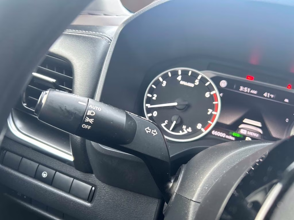 2022 Gun Metallic Nissan Rogue SV AWD SUV