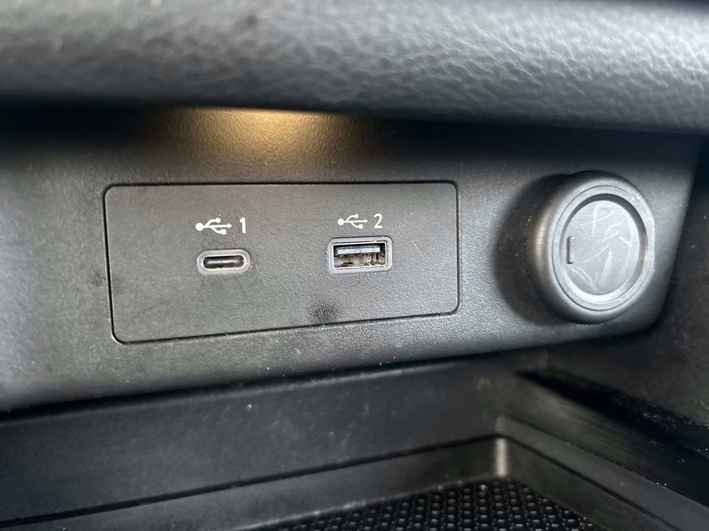 2022 Gun Metallic Nissan Rogue SV AWD SUV