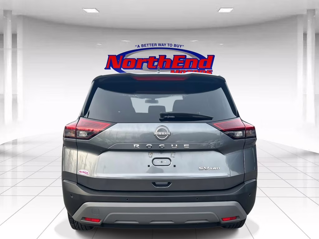 2022 Gun Metallic Nissan Rogue SV AWD SUV