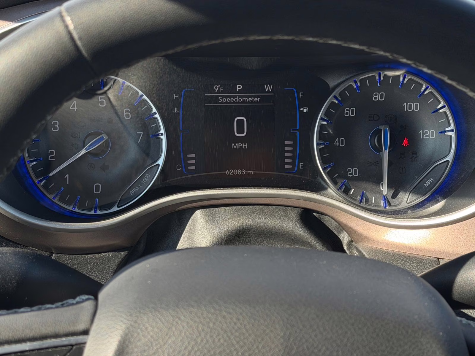 2023 Silver Mist Clearcoat Chrysler Voyager LX FWD Van