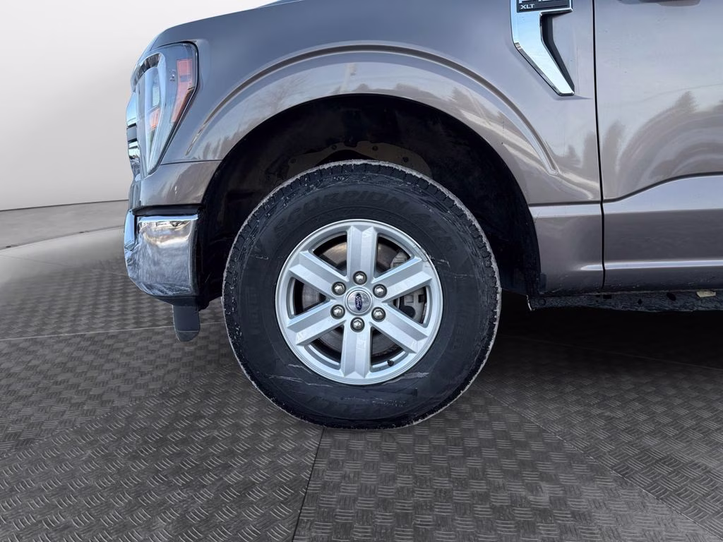 2023 Stone Gray Metallic Ford F-150 XLT 4X4 Truck