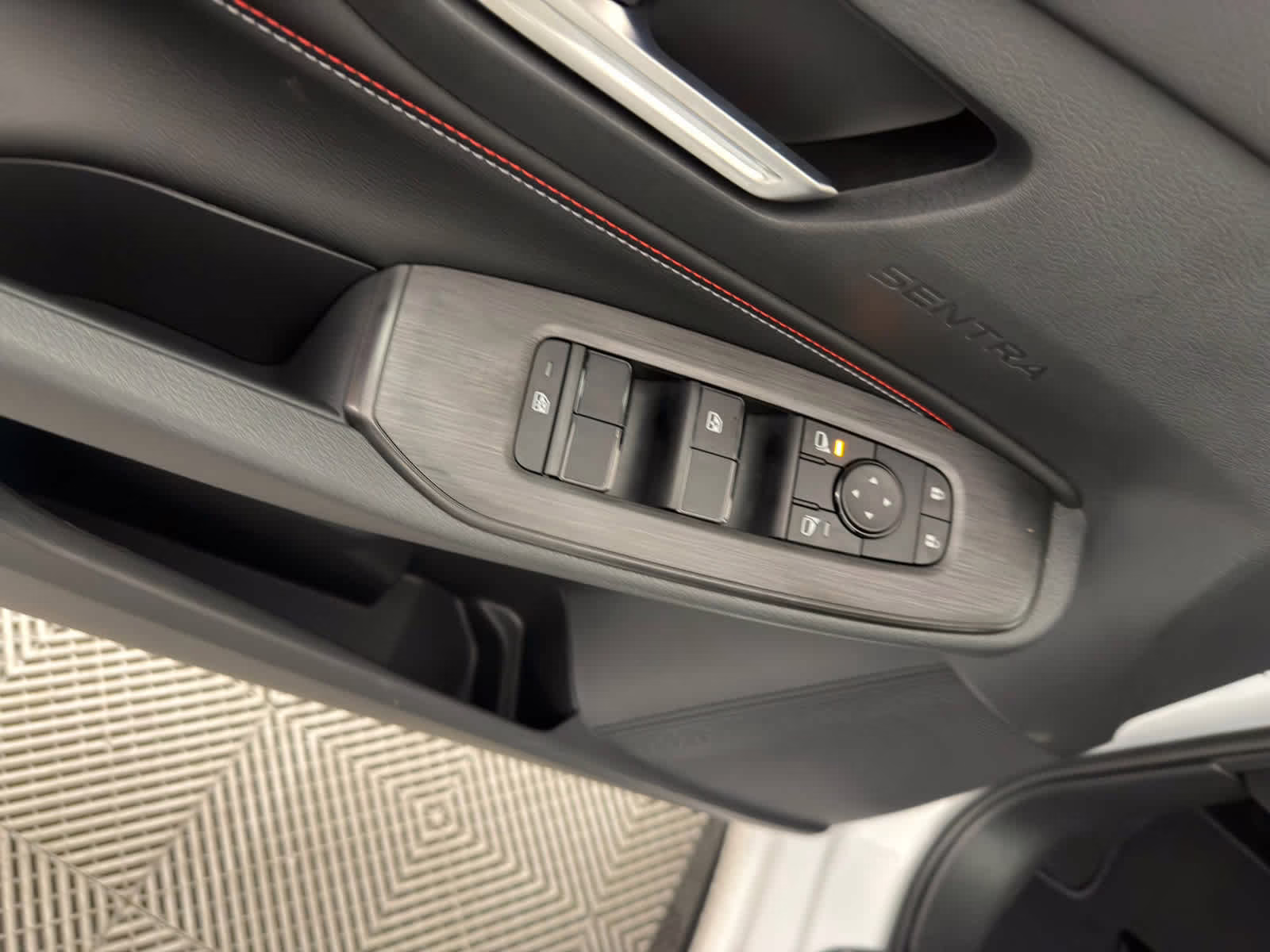 2026 Aspen White Tricoat Nissan Sentra SR FWD Sedan