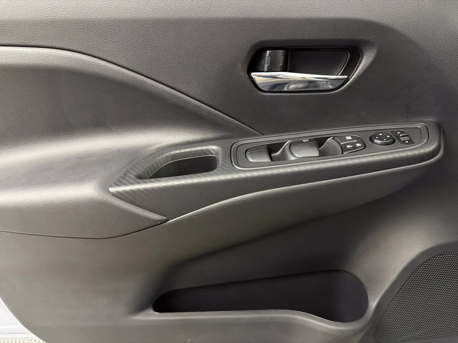 2025 Gray Sky Pearl Nissan Versa SV FWD Sedan