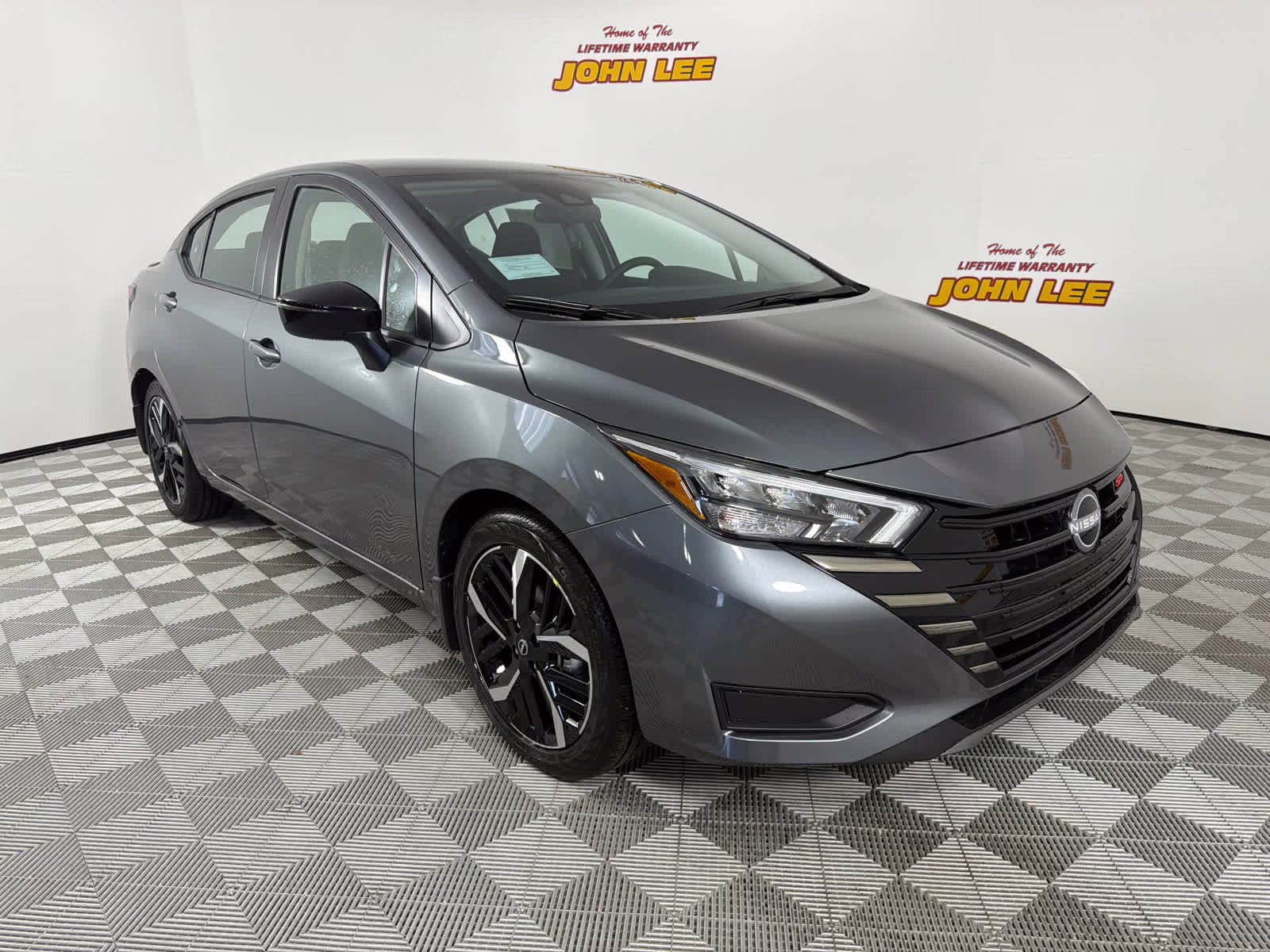 2025 Gun Metallic Nissan Versa SR FWD Sedan