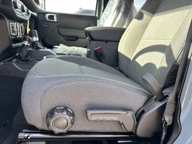 2026 Anvil Clear Coat Jeep Wrangler Sport 4X4 Convertible