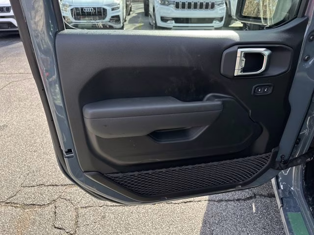 2026 Anvil Clear Coat Jeep Wrangler Sport 4X4 Convertible