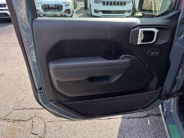 2026 Anvil Clear Coat Jeep Wrangler Sport 4X4 Convertible