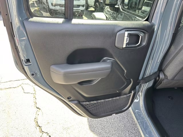 2026 Anvil Clear Coat Jeep Wrangler Sport 4X4 Convertible