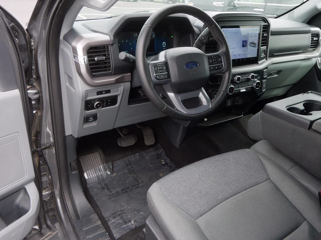 2025 Carbonized Gray Metallic Ford F-150 XLT w/ 301A 4X4 Truck