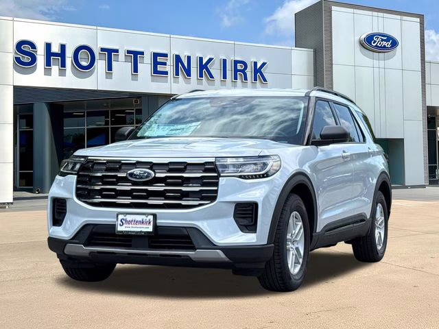 2026 White Metallic Ford Explorer Active RWD SUV