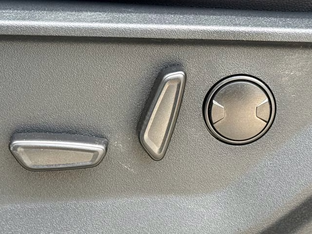 2026 White Metallic Ford F-150 Lariat 4X4 Truck