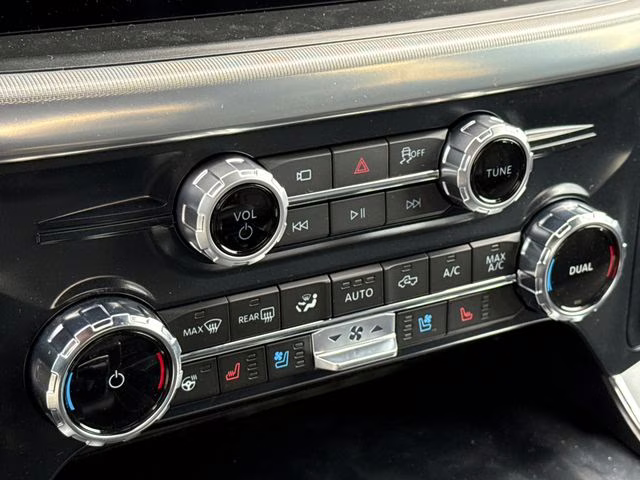 2026 White Metallic Ford F-150 Lariat 4X4 Truck