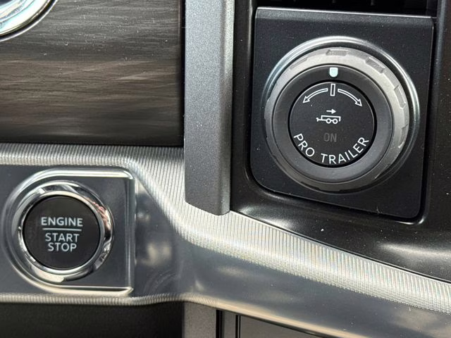 2026 White Metallic Ford F-150 Lariat 4X4 Truck