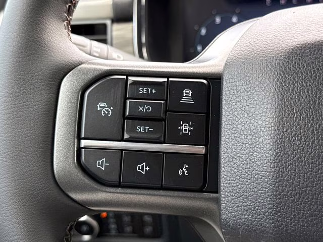 2026 White Metallic Ford F-150 Lariat 4X4 Truck